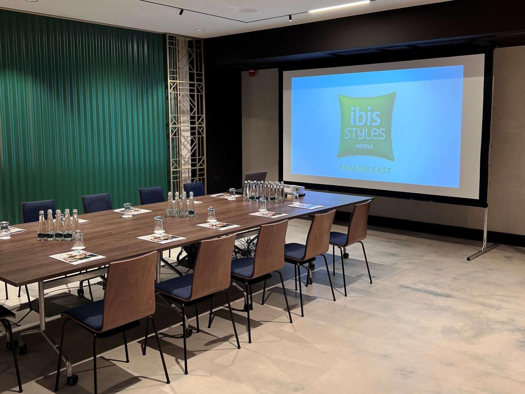 ibis Styles Kraków East Hotel Exterior foto