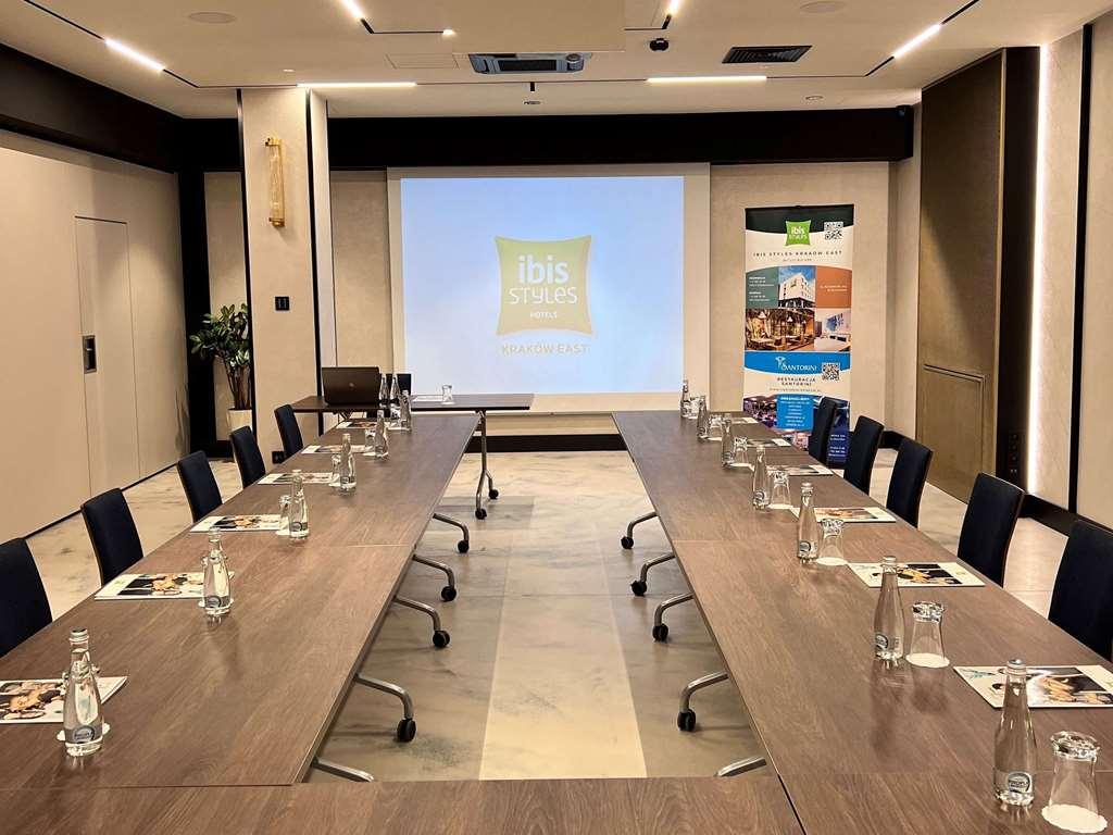 ibis Styles Kraków East Hotel Instalações foto